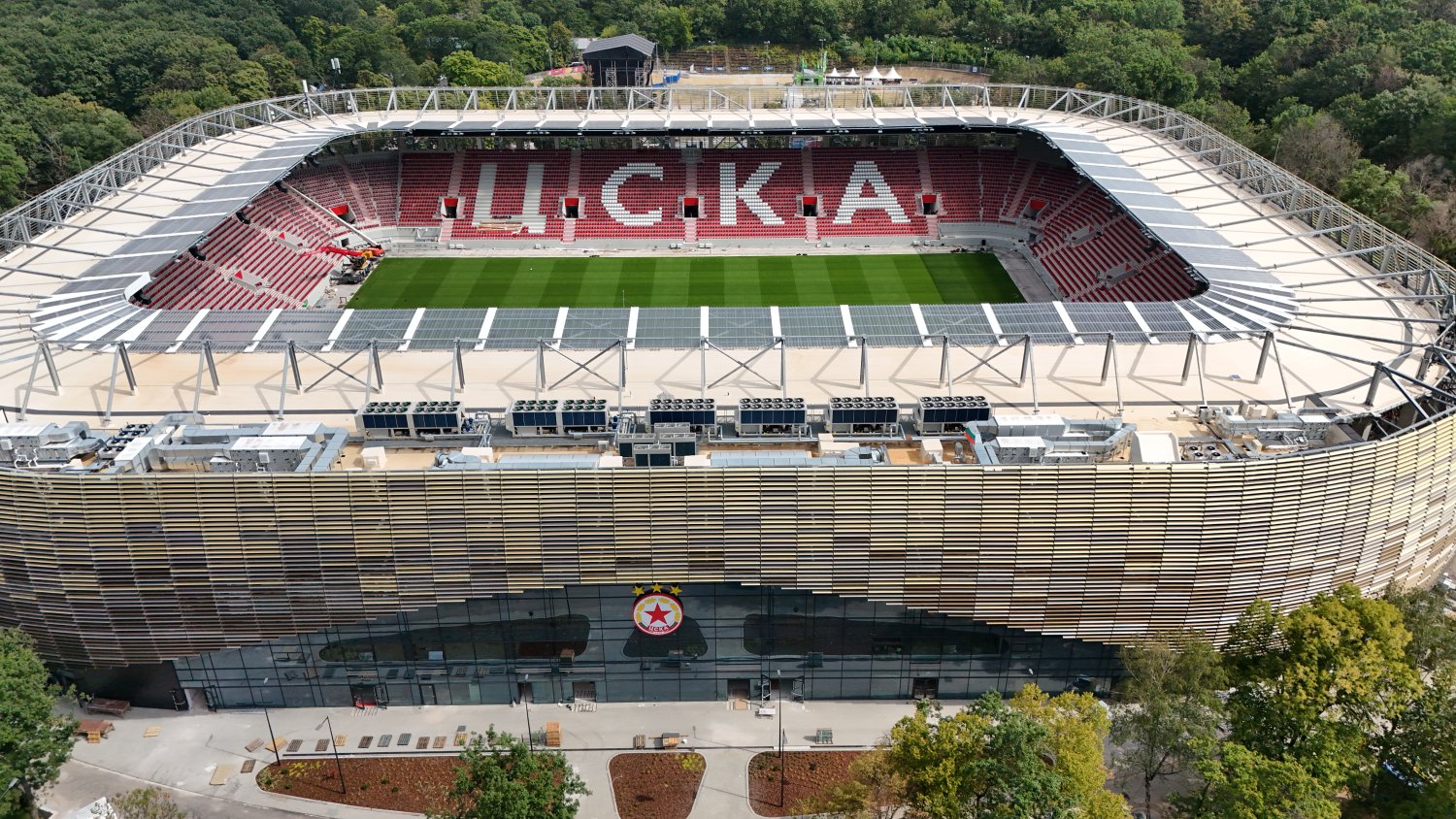 Заради откриването на „Българска армия“: БФС промени програмата на Ботев (Пловдив) и Локомотив (Пловдив)
